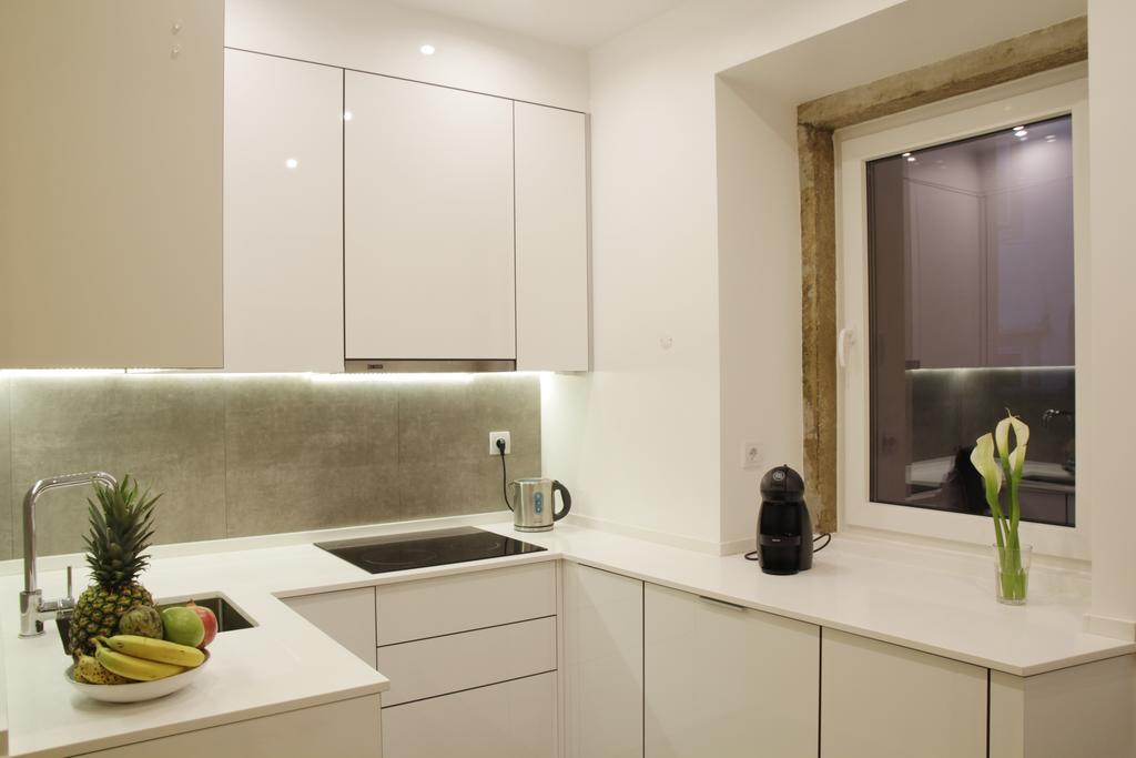 Design Duplex Apartment Ba/ Chiado Lisboa Rom bilde