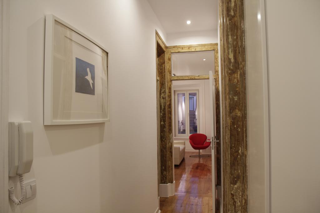 Design Duplex Apartment Ba/ Chiado Lisboa Rom bilde