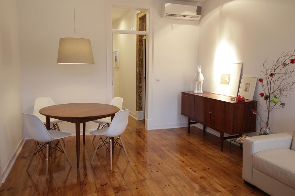 Design Duplex Apartment Ba/ Chiado Lisboa Rom bilde