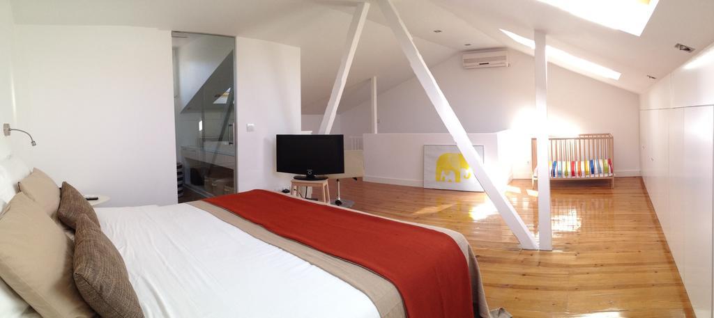 Design Duplex Apartment Ba/ Chiado Lisboa Rom bilde
